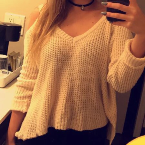 LA Hearts Open Shoulder Sweater - Picture 2 of 2